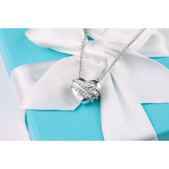 Tiffany & Co. Necklace "Heart and Arrow" Charm Pendant in Silver 16" Vintage - Picture 7 of 8